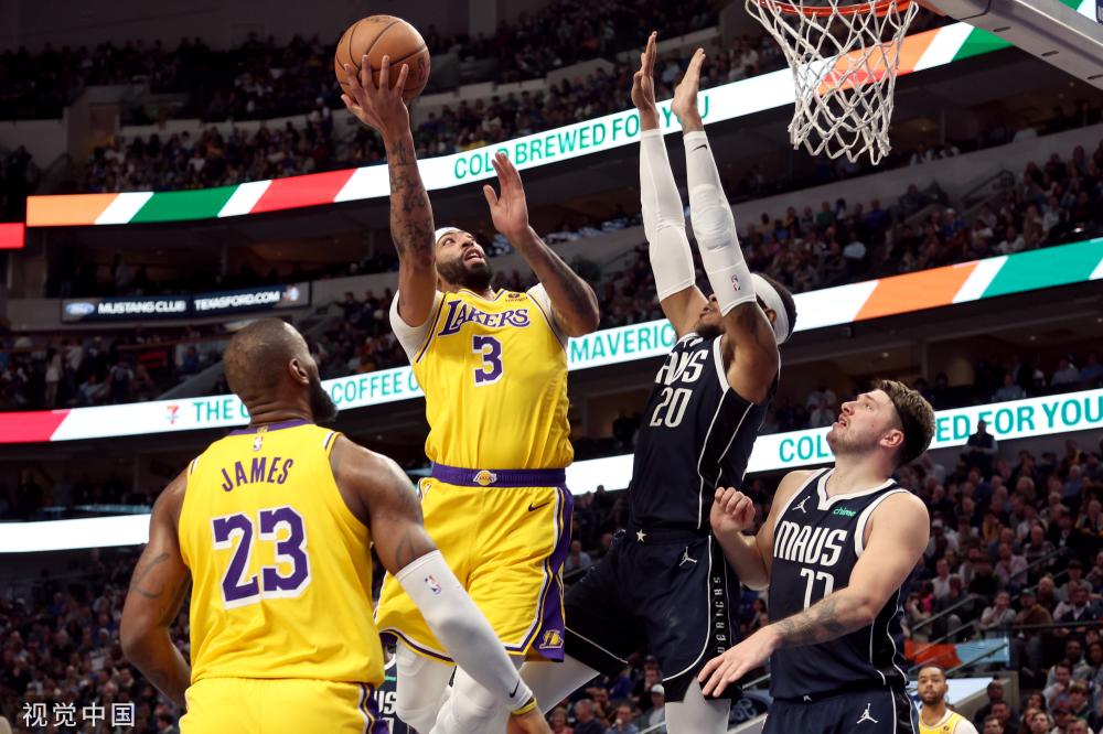 以便在竞争 以便在竞争